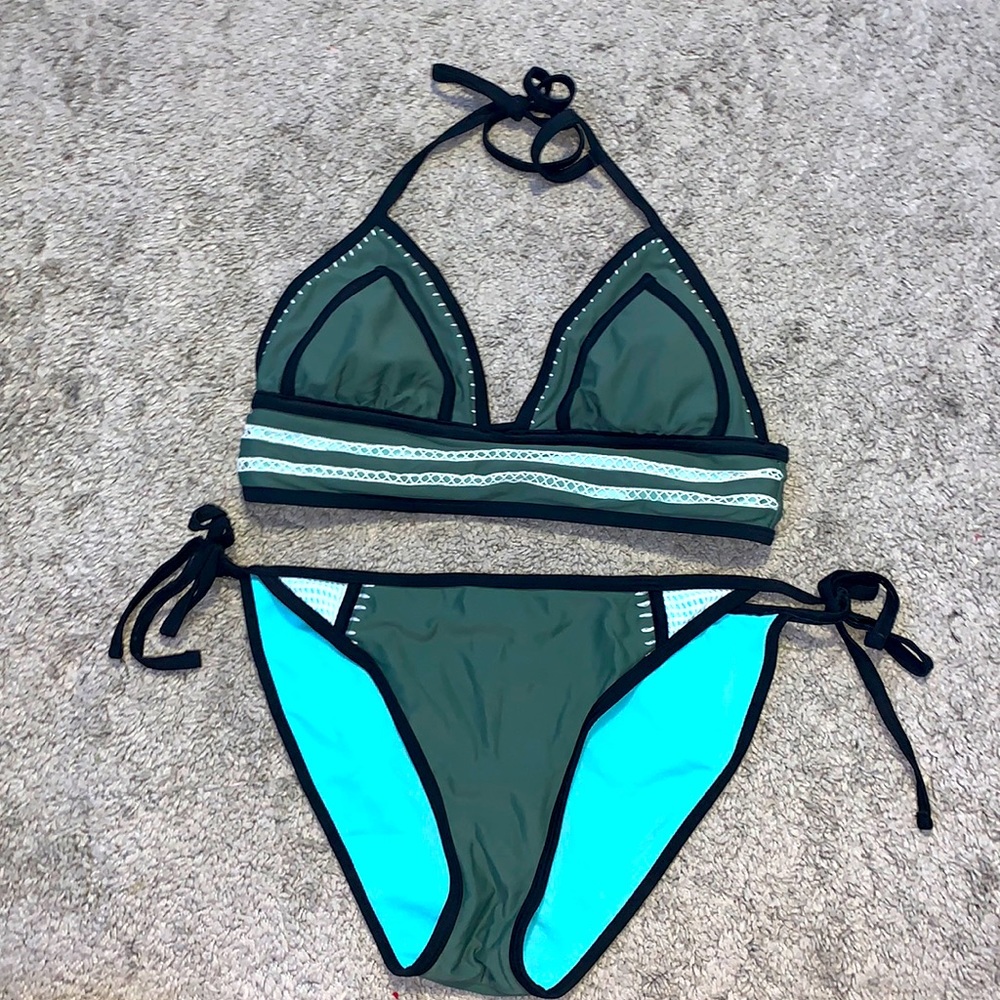 String Bikini